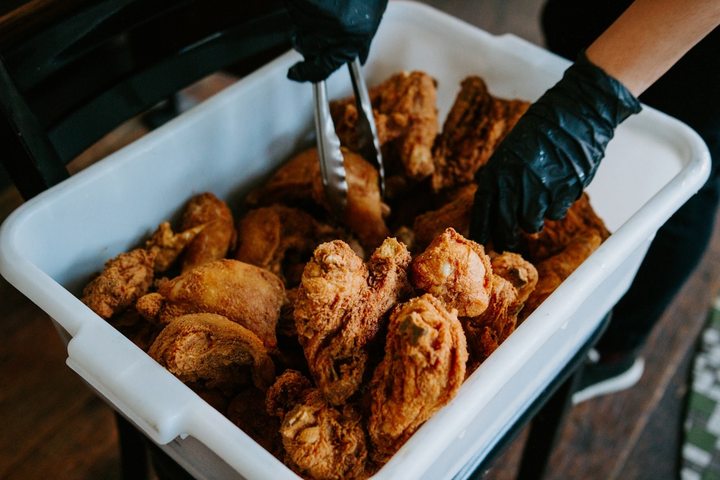 5 Must-Try Dishes at Chicken Charlie’s FryBQ
